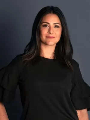 Esra Gül — Projektleitung